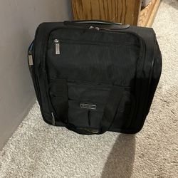 Suitcase, Carry-on