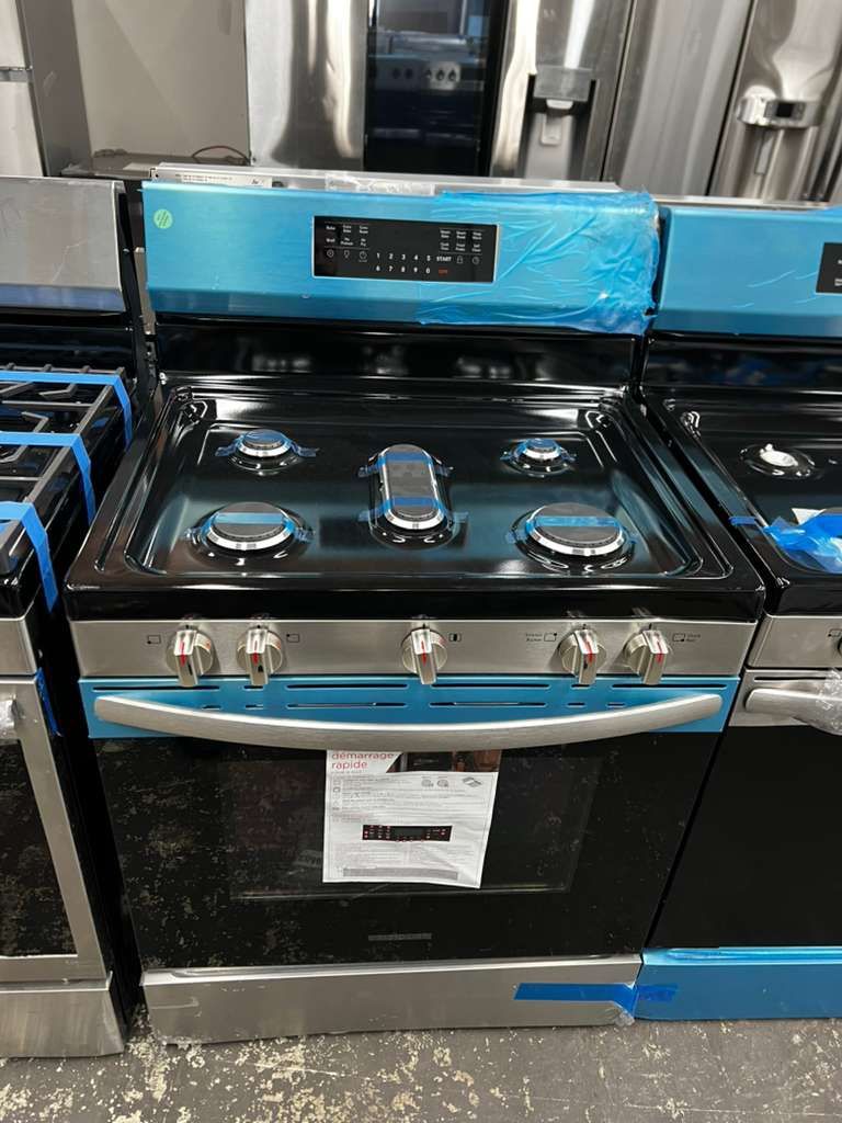 Frigidaire Gallery 30in Gas Stove 5 Burners In Stainless Steel 6 Months Warranty