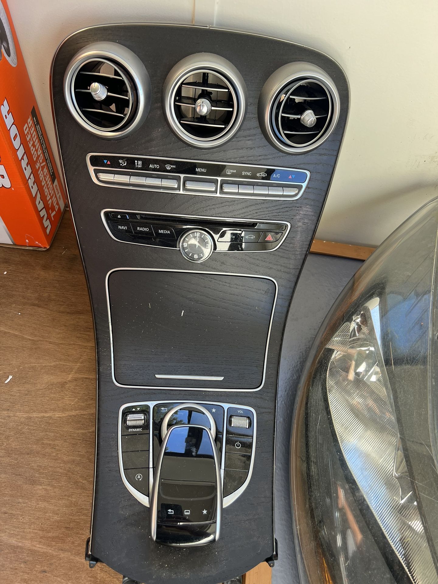 Mercedes C-300 Parts