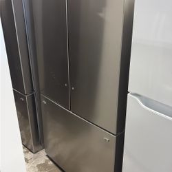 Frigidaire Refrigerator 