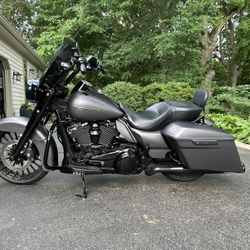 2017 Road King special
