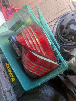 W215 or w220 Mercedes taillight assemblies