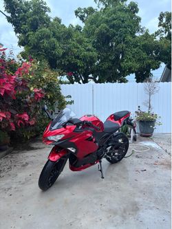 2023 Ninja 400