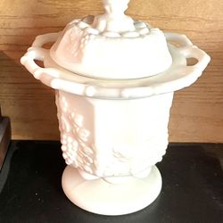 Westmoreland Milk Glass Lidded Dish