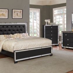50% SALE Queen Size Bed Set