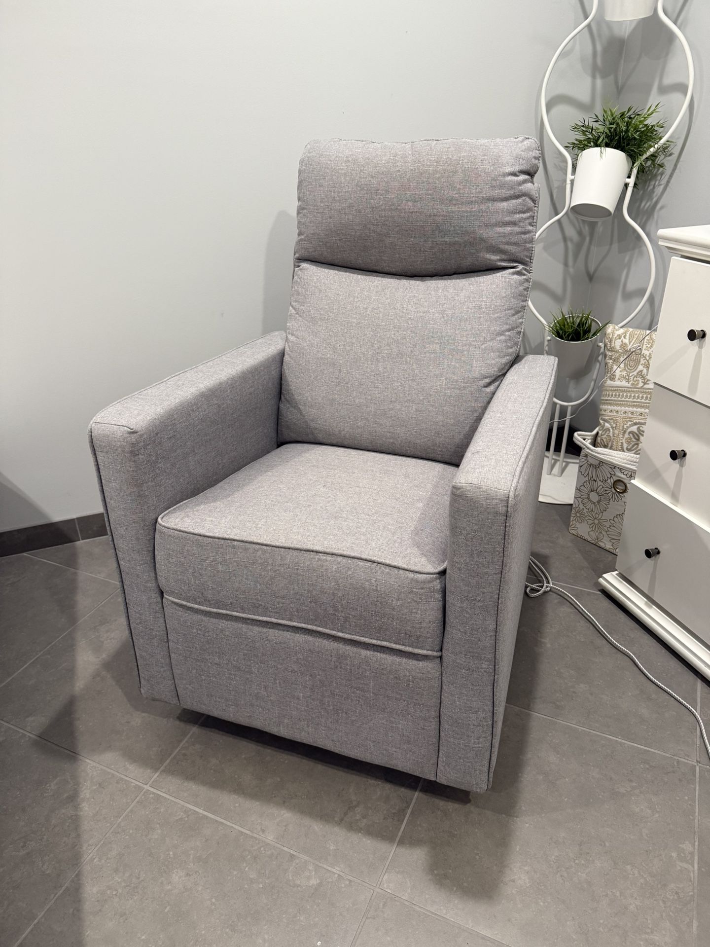 Rocking/Swivel Chair