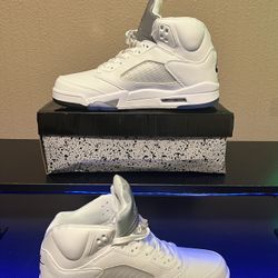 Jordan 5 White Metallics 