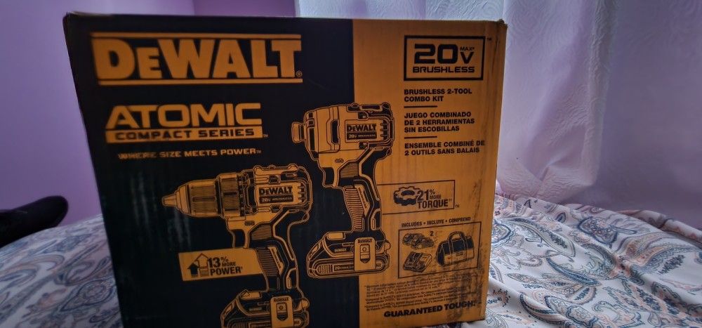 Brand New Dewalt Combo Brushless 20v Combo Drill Impact 