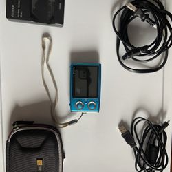 Light Blue Fujifilm FinePix ZDigital Camera – Excellent Condition!