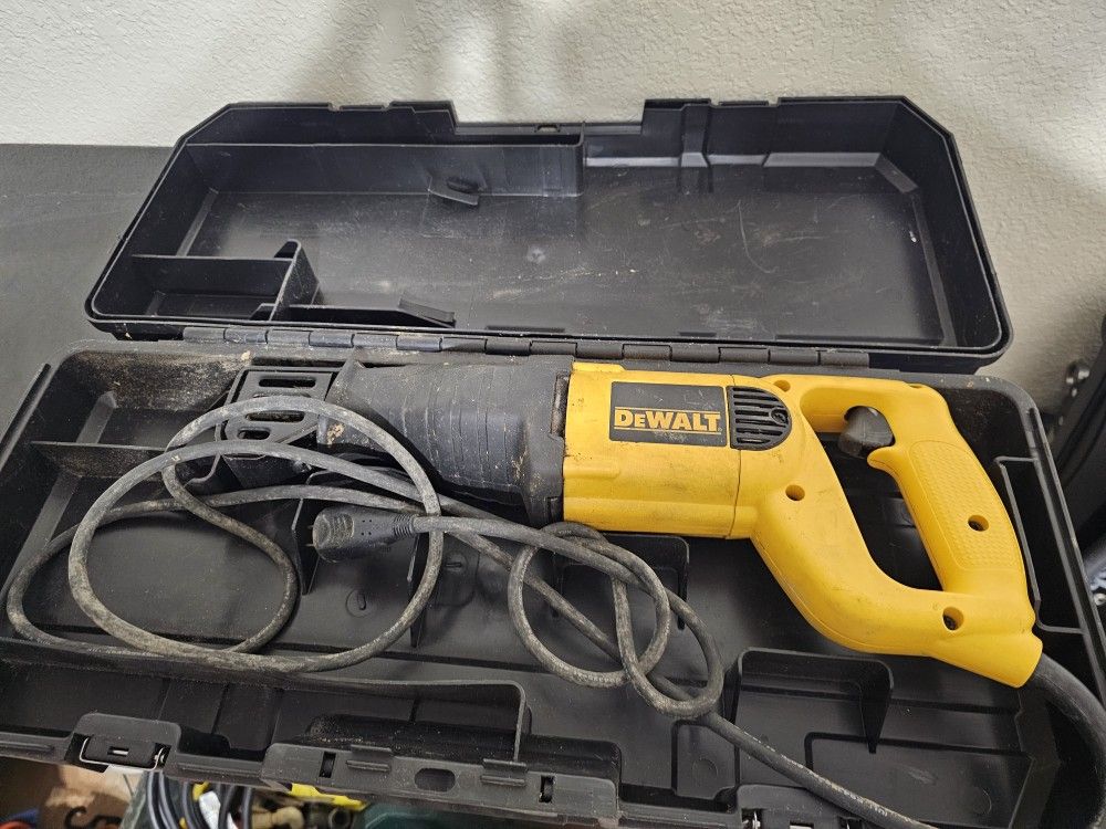 Saw Saw Reciprocating Dewalt