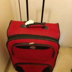 AMERICAN TOURIST  LUGGAGE 