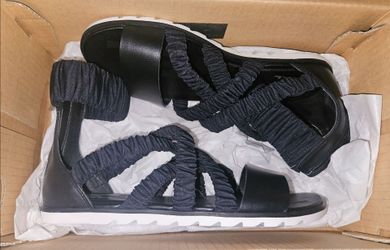 NIB Sorel Ella II Sandals