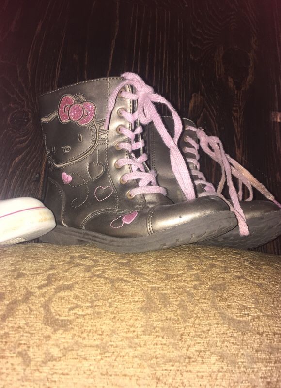 Hello Kitty Boots/Hightops(girls)