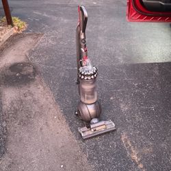 Dyson Ball Vacuum 