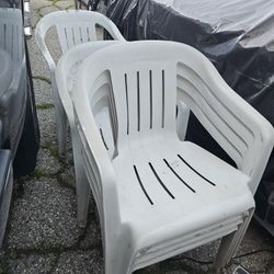 6 CHAIRS 
