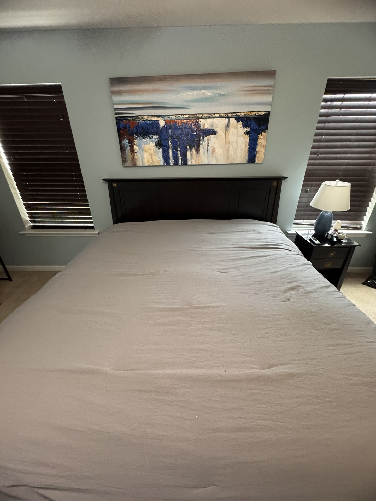 Adjustable Massaging King Bed