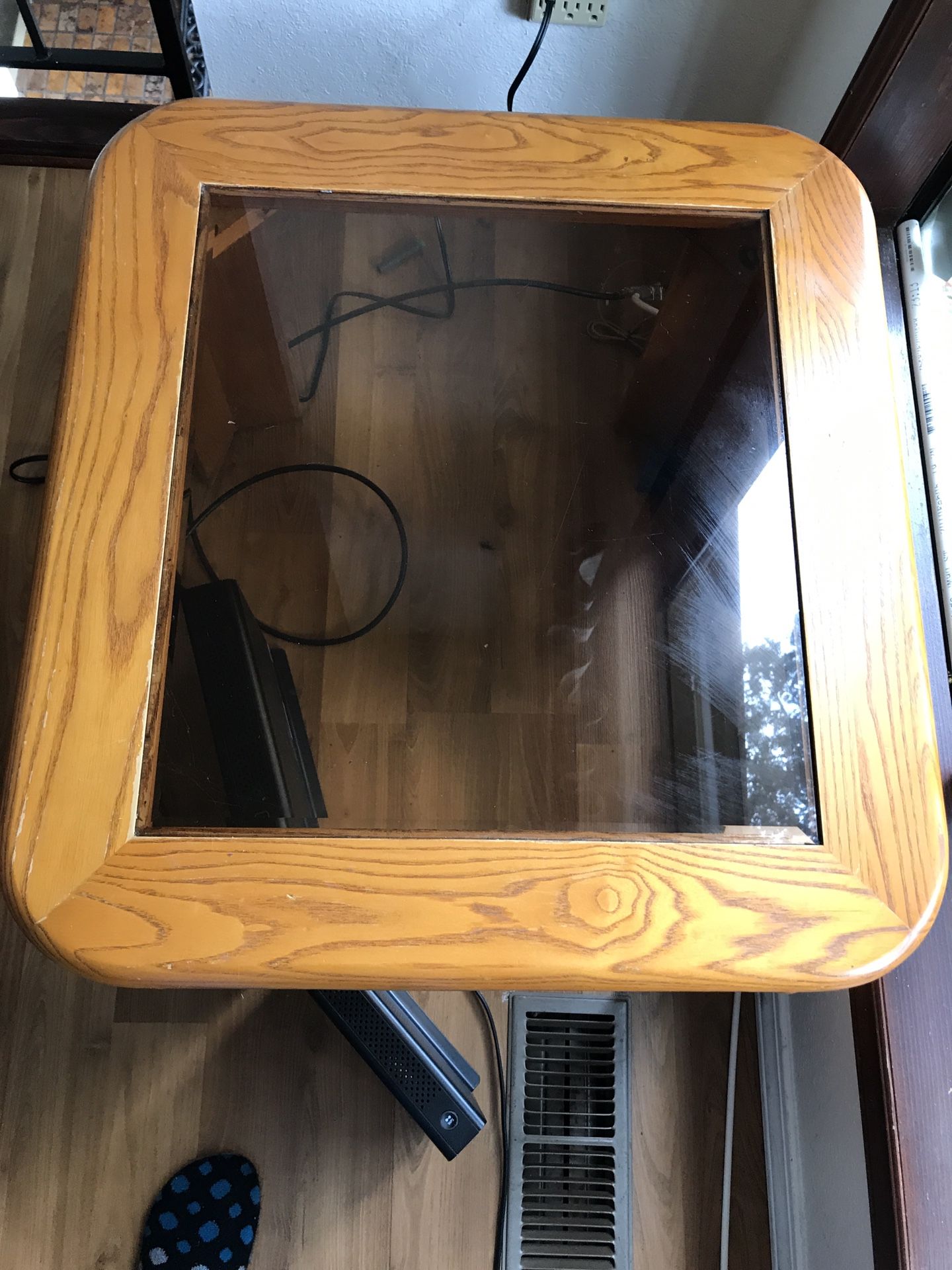 2 Oak end table with glass top