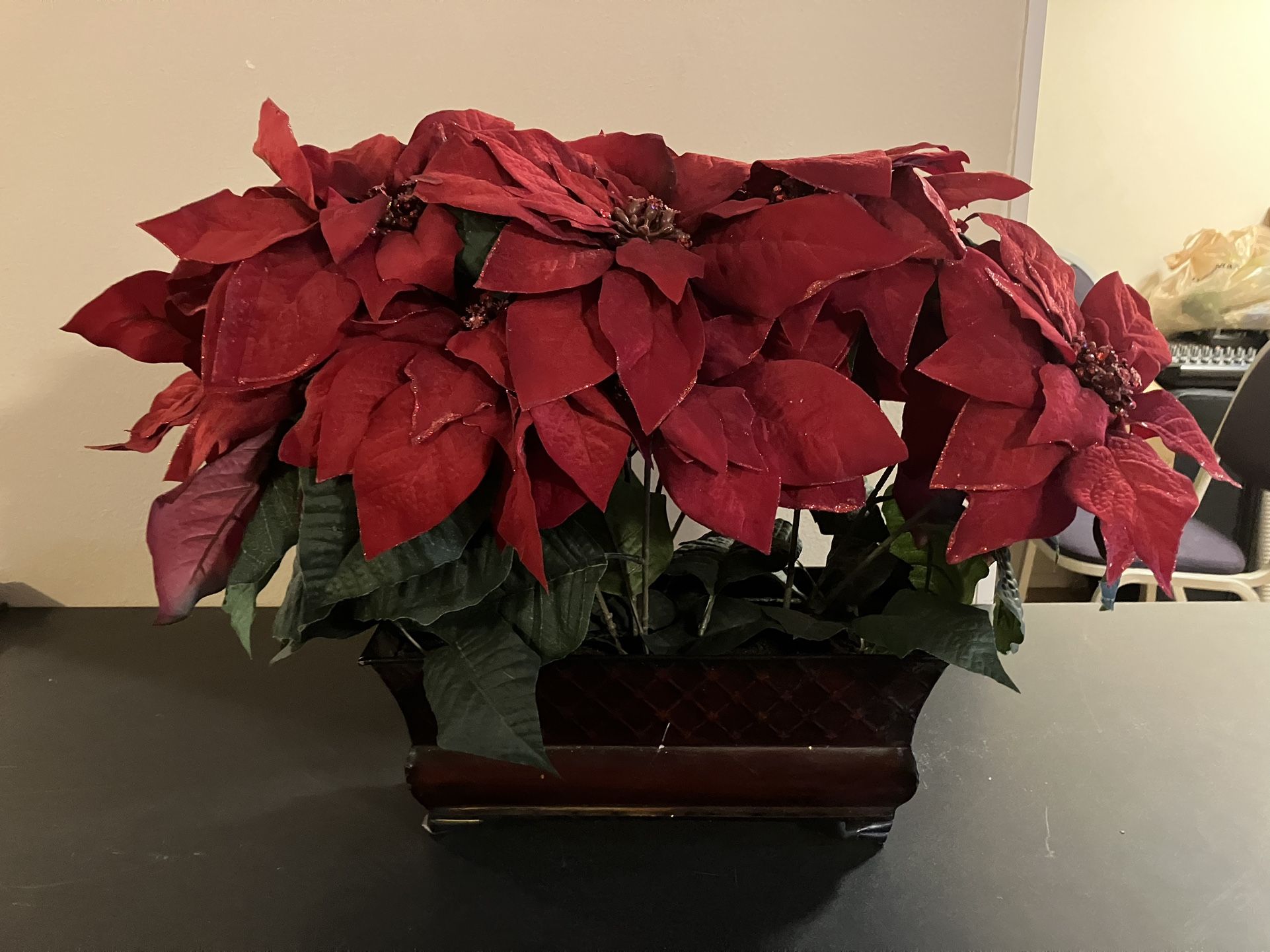 Red Flowers Christmas Decorations