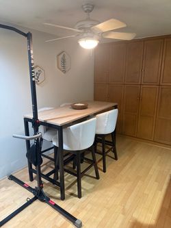 Dining room table