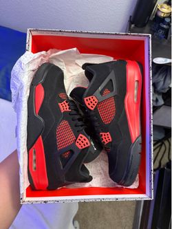 Jordan 4 Retro “Red Thunder”