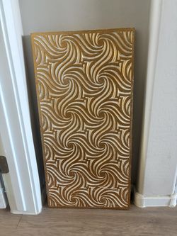 Gold Picture Decor 