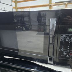 Black Kenmore Microhood Microwave