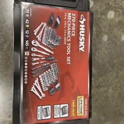 270 Piece Mechanics Tool Set