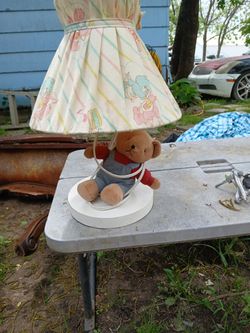 TEDDY BEAR LAMP $6