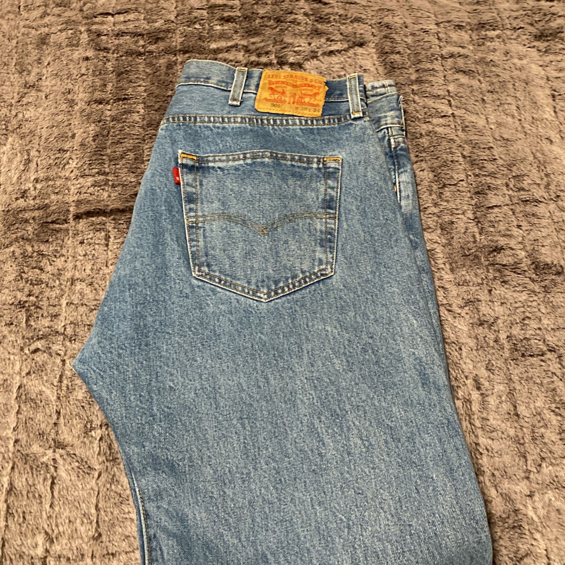 Men’s Levi Jeans