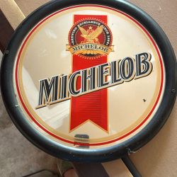 1997 Michelob Round Sign. Glass. 
