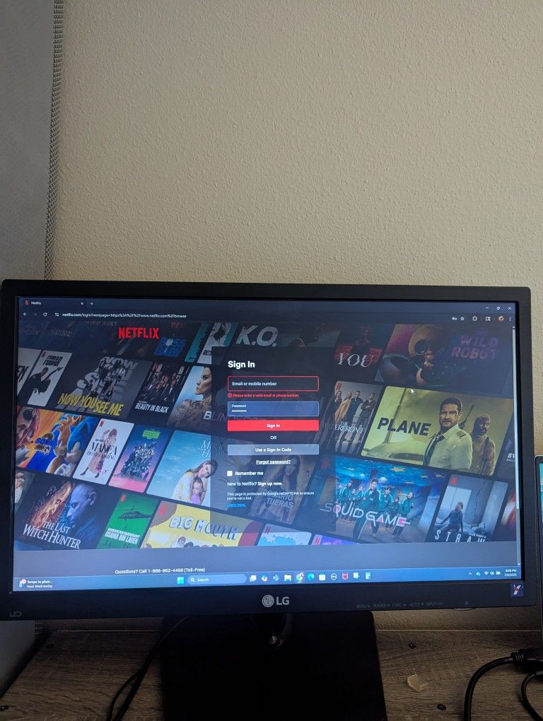 LG 22in LED Computer monitor - excellent condition