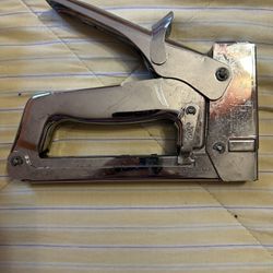 Swingline Heavy Duty Stapler