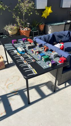 Vintage Hot Wheels City Sets - Mega City Pack