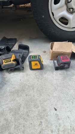 Tres Lasers