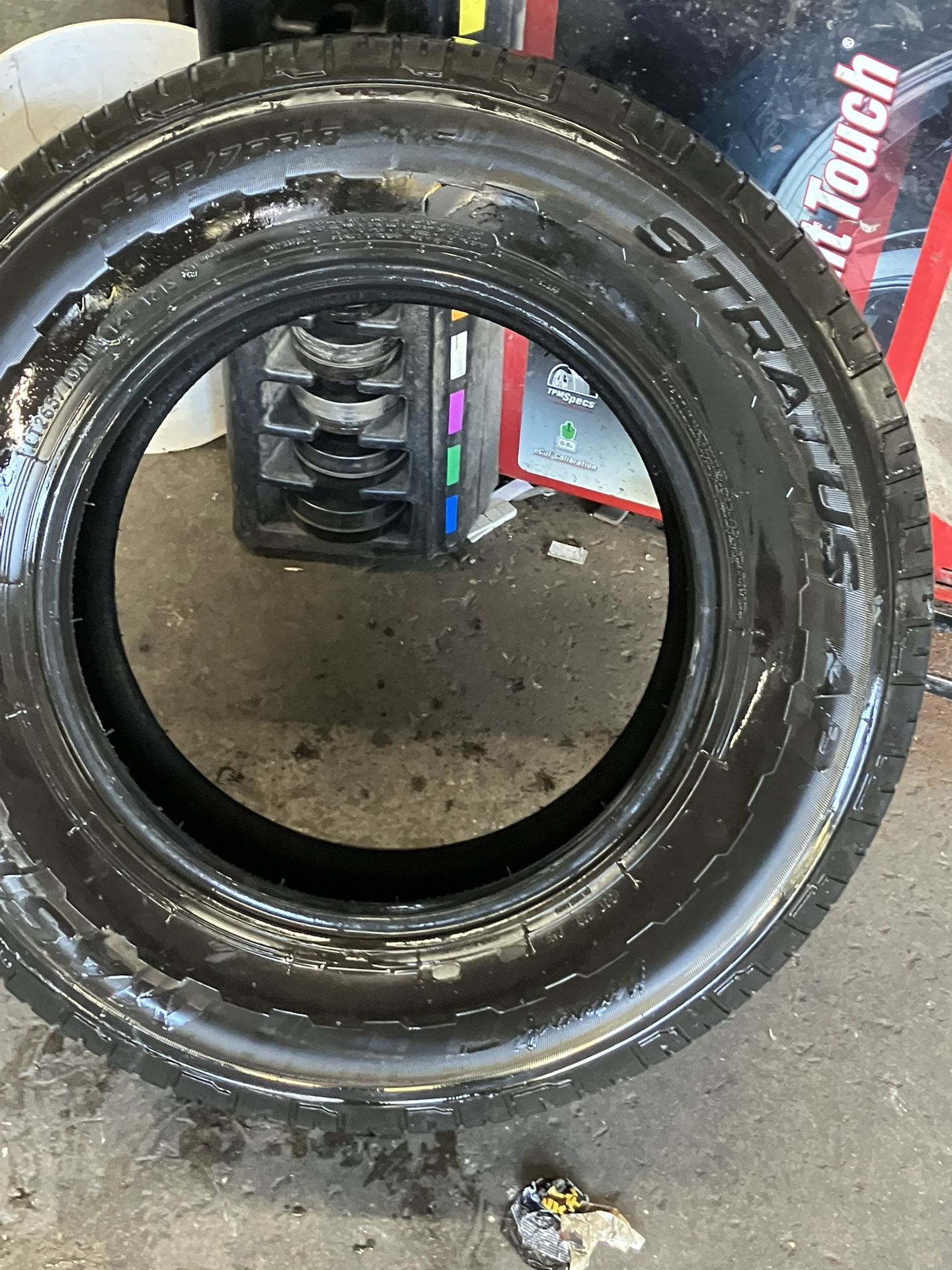 Mastercraft Stratus AP (265 70 18) Tire