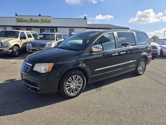 2014 Chrysler Town and Country