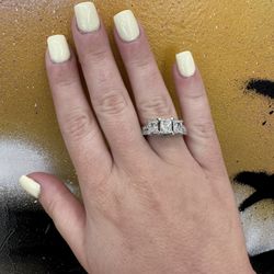 14k LAB DIAMOND RING 
