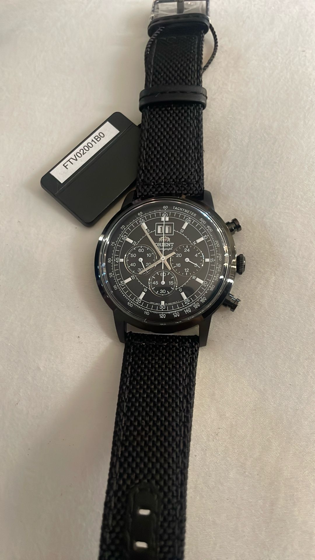 Men Leather Band Watch