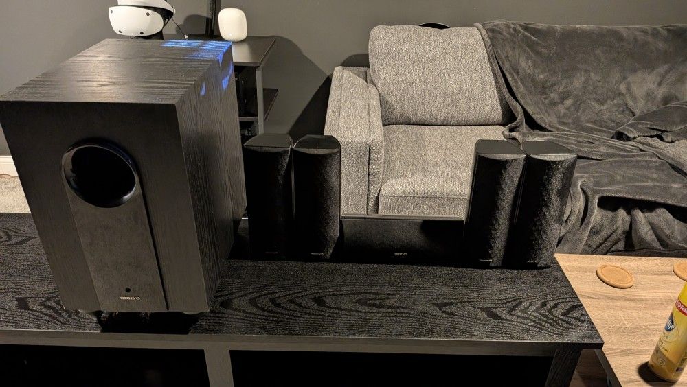 Onkyo 5.1 Surround Sound Speaker Pack