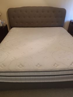 King size bed