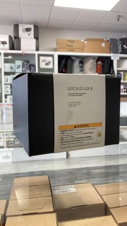 Leica D-Lux 8 Camera