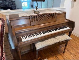 Cable-Nelson Upright Piano with Matching Bench – Beautiful Condition