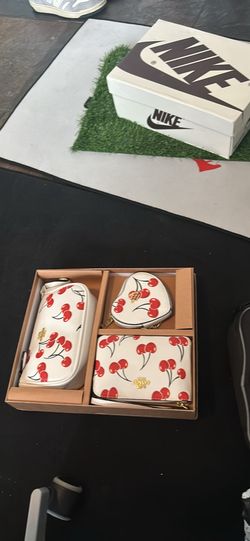 3 piece Coach set
