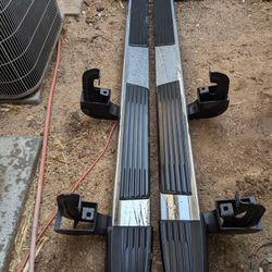 2022 GMC Sierra 2500 OEM Step Bars