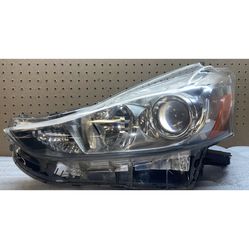 Headlight Assembly-Headlight DIY SOLUTIONS LHT02970 fits 2015 Toyota Prius V
