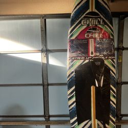 New 8’ Nalu Stand Up Paddle Board And Paddle