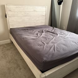 Queen Size Bedframe