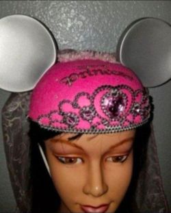 Princess hat