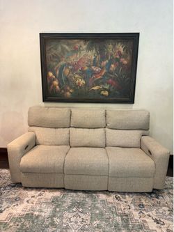 Reclining sofas