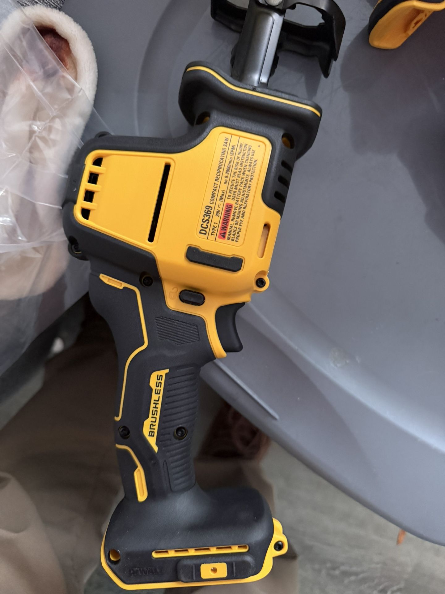 Dewalt 20v Sawzall